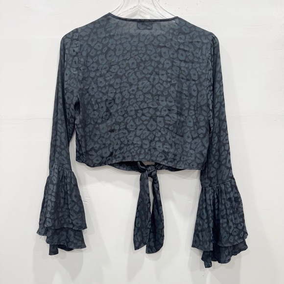 Show Me Your Mumu Leopard Print Tie Front Long Bell Sleeve Semi-Sheer Top Small - Picture 2 of 7